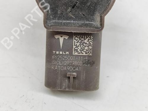 Electronic module TESLA MODEL Y (5YJY) EV Performance All-wheel Drive | BP28558620M83 