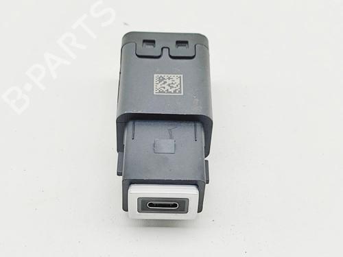 Used Electronic module Electronic module PEUGEOT 2008 II (UD_, US_, UY_, UJ_, UR_, UC_) e-2008 (UKZKXZ) (136 hp) 36181075 36181075