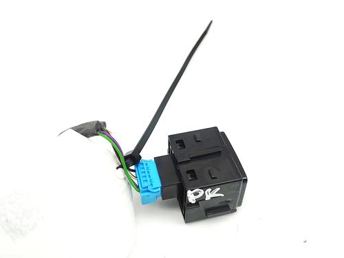 Switch JAGUAR XE (X760) 2.0 D | BP38421835I30 - Image 4