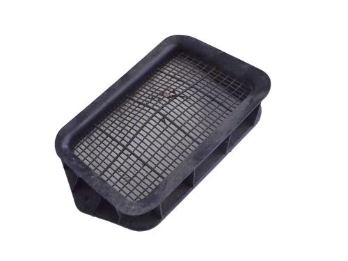 Grill Grill VW JETTA IV (162, 163, AV3, AV2) 1.6 TDI (105 hp) 33356639 33356639