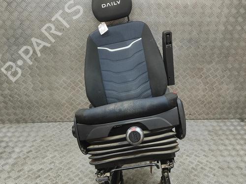 Stol høyre foran IVECO DAILY VI Platform/Chassis 35S21, 35C21, 40C21, 45C21, 50C21, 60C21, 65C21, 70C21 (205 hp) 31902842