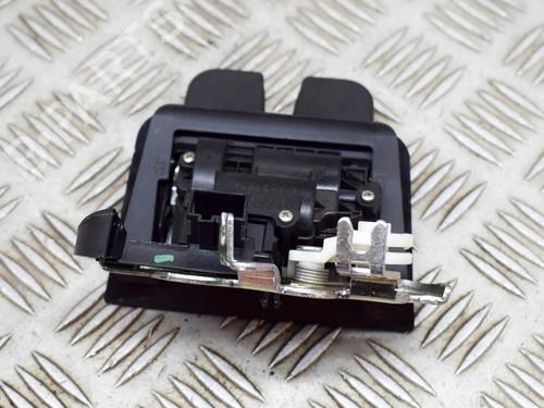 tailgate-lock-audi-a3-sportback-8va-8vf-14-tfsi-e-tron-8r0827505-2012-2013-2014-2015-2016-2017-2018-2019-2020-2021-15681107 main image
