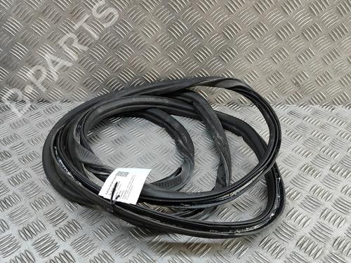 Gummiliste VW CADDY V MPV (SBB, SBJ) 2.0 TDI 4motion (122 hp) 27795242