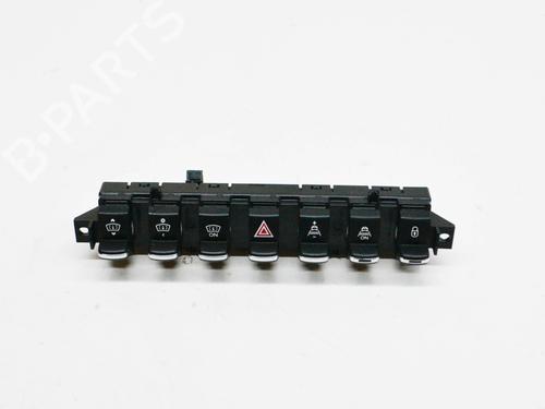 Used Switch PEUGEOT 3008 I MPV (0U_) 1.6 HDi 115 / BlueHDi 115 (116 hp) 8935609