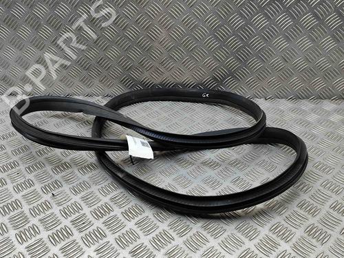 Used Rubber door seal MERCEDES-BENZ CLA Coupe (C117) CLA 200 CDI / d (117.308) (136 hp) 29459961