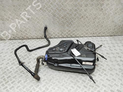 Used AdBlue tank LAND ROVER DISCOVERY V (L462) 3.0 Td6 4x4 (258 hp) 30394800