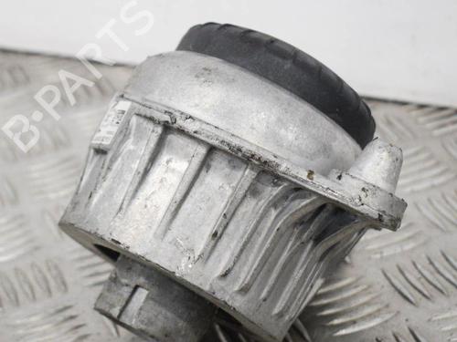 Engine mount MERCEDES-BENZ C-CLASS (W205) C 220 BlueTEC / d (205.003) | BP6747484M89 