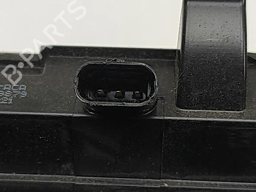 Switch VOLVO V60 II (225) B6 Mild-Hybrid AWD | BP31626718I30