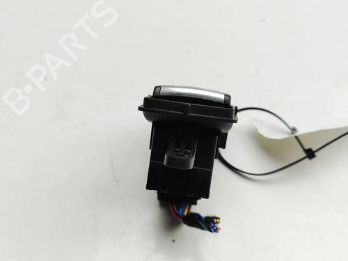 Switch BMW X1 (F48) xDrive 25 e Plug-in-Hybrid | BP32345079I30