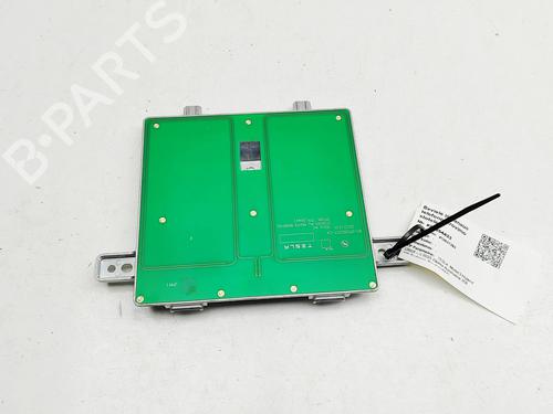 Used Electronic module Electronic module TESLA MODEL 3 (5YJ3) EV (283 hp) 33697673 33697673