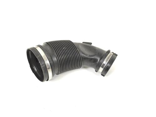 pipe-audi-a4-b9-8w2-8wc-2015-33348472 main image