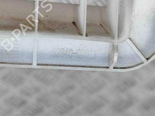 Grille TOYOTA AURIS (_E18_) 1.3 Dual-VVTi (NRE180_, NRE180R) | BP29458685C40 