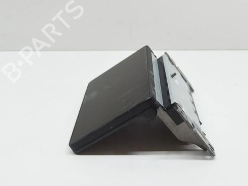 display-monitor-audi-a4-b9-8w2-8wc-20-tdi-8w8919604-2015-7739227 main image