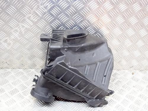 Used Air filter box Air filter box AUDI A4 B6 Convertible (8H7) 3.0 (220 hp) 8895050 8895050