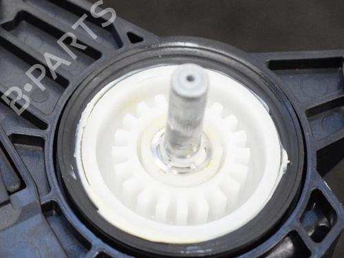 Left rear window motor MERCEDES-BENZ C-CLASS (W205) C 220 BlueTEC / d (205.003) | BP6744232E23