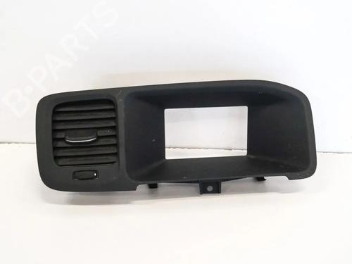 Used Air vent Air vent VOLVO V60 I (155) D3 / D4 (163 hp) 14662176 14662176
