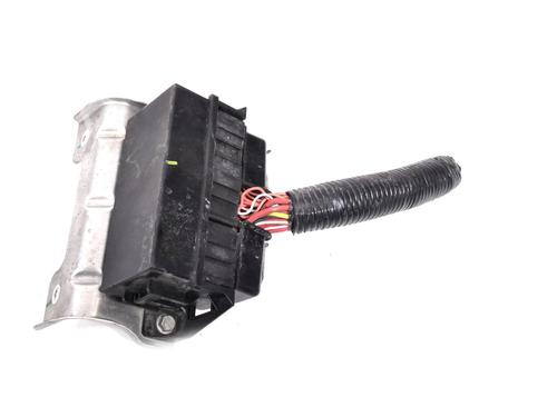 Used Fuse box TESLA MODEL S (5YJS) 85 (367 hp) 30223487