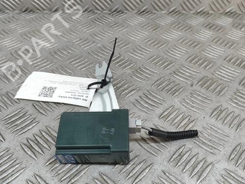 Used Electronic module LEXUS IS II (_E2_) 250 (GSE20) (208 hp) 24817810