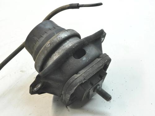 Used Engine mount LAND ROVER DISCOVERY IV (L319) 3.0 TD 4x4 (245 hp) 30208677