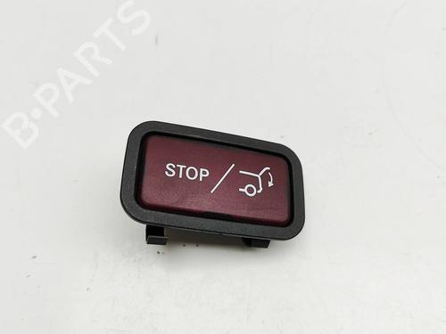 switch-mercedes-benz-gla-h247-2020-33380360 main image