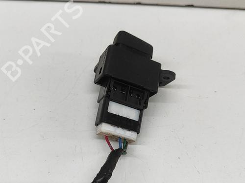 Warning switch TOYOTA HILUX VII Pickup (_N1_, _N2_, _N3_) 2.5 D 4WD (KUN25) | BP28171817I22 