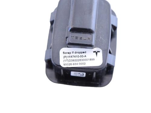 Switch TESLA MODEL 3 (5YJ3) EV AWD | BP30284202I30