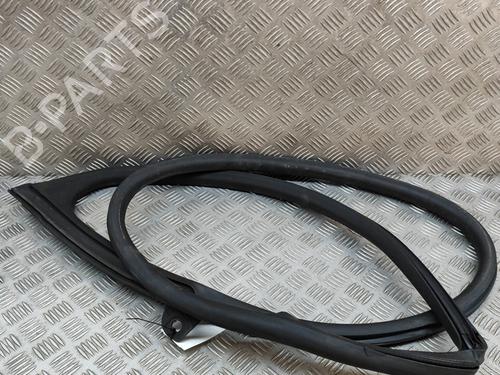 Used Rubber door seal PORSCHE TAYCAN Cross Turismo (Y1B) 4S Performance Battery Plus (Y1BDB1) (571 hp) 27770757