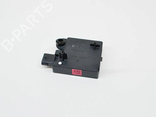 Electronic module TESLA MODEL 3 (5YJ3) EV AWD | BP27758245M83 - Image 5