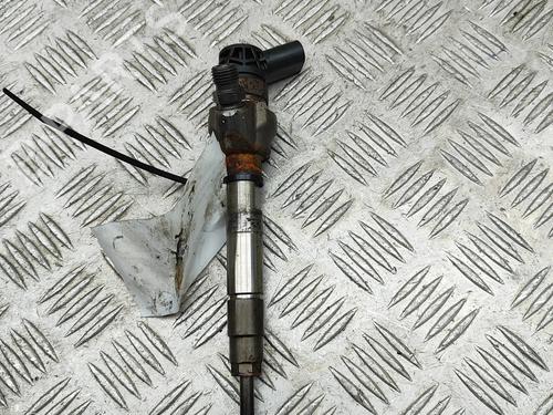 Inyector Inyector BMW 1 (F20) 116 d (116 hp) 33937664 33937664