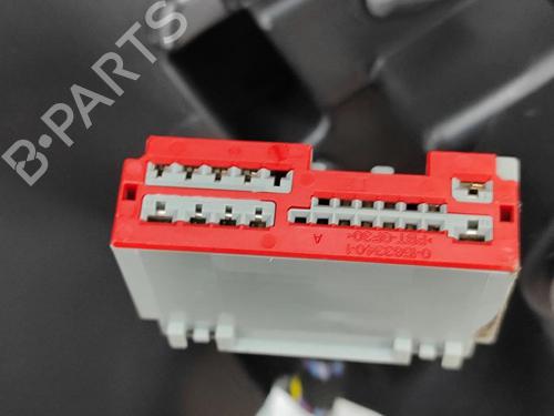 Front right panel LAND ROVER DISCOVERY V (L462) D300 MHEV 4x4 | BP32458968C59