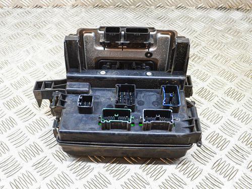 Used Fuse box CHRYSLER 300C (LX, LE) 2.7 (193 hp) 9295855