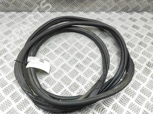 Used Rubber door seal SEAT ATECA (KH7, KHP) 1.5 TSI (150 hp) 31297542