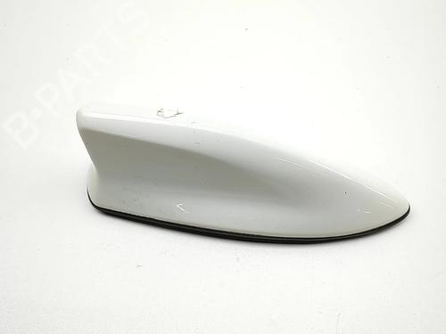 Antenne/Base Antenne/Base TOYOTA HILUX VIII Pickup (_N1_) 2.4 D 4WD (GUN125_, GUN125R) (150 hp) 36809727 36809727