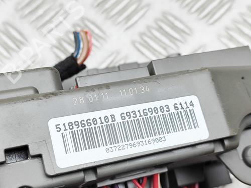 Fuse box BMW X6 (E71, E72) xDrive 40 d | BP30130986E1
