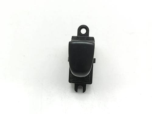Used Right rear window switch NISSAN LEAF (ZE1) Electric (150 hp) 32345179