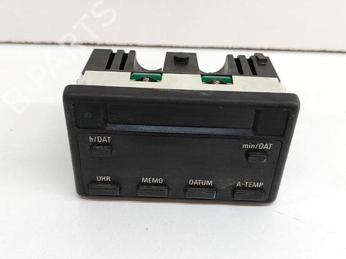 Used Display monitor BMW 5 (E34) 518 i (115 hp) 22351579