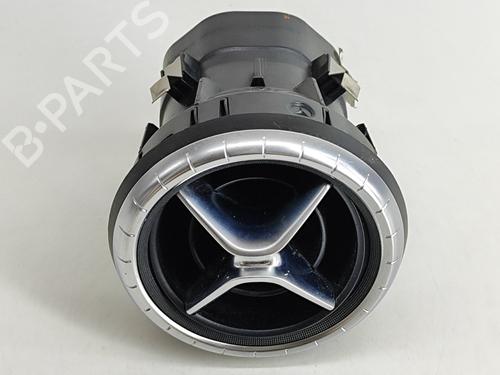 Used Air vent MERCEDES-BENZ CLA Coupe (C117) CLA 180 (117.342) (122 hp) 18605311