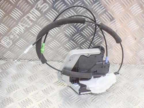 rear-right-lock-toyota-c-hr-_x1_-2016-26309317 main image
