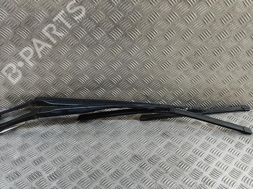 Used Front wipers mechanism MASERATI LEVANTE SUV (M161) 3.0 D Q4 (250 hp) 27205525