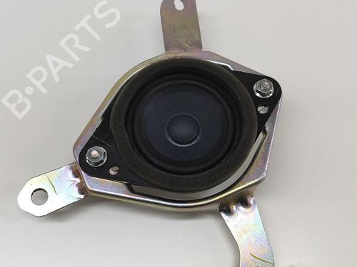 Used Speaker TOYOTA C-HR (_X2_, _H2_) Hybrid (MAXH20) (197 hp) 28431211
