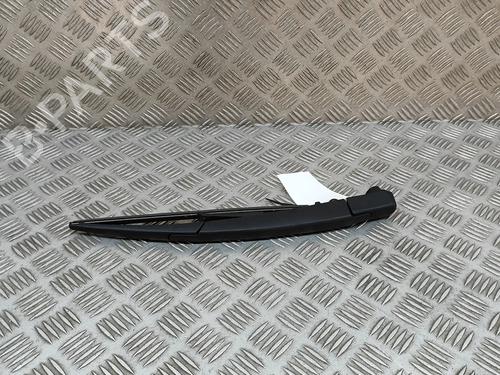 rear-windshield-wiper-arm-nissan-juke-f16_-2019-27774835 main image