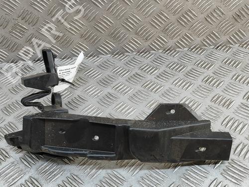 Used Rear bumper bracket JAGUAR F-PACE (X761) 2.0 P400e Plug-in Hybrid (404 hp) 28275642