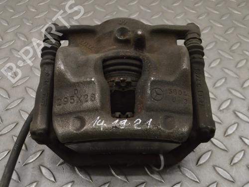 Used Right front brake caliper MERCEDES-BENZ GLA-CLASS (X156) GLA 220 CDI (156.903) (170 hp) 30212556