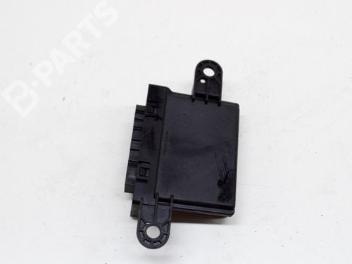 Elektronisk modul TESLA MODEL S (5YJS) 75 | BP8895264M83 