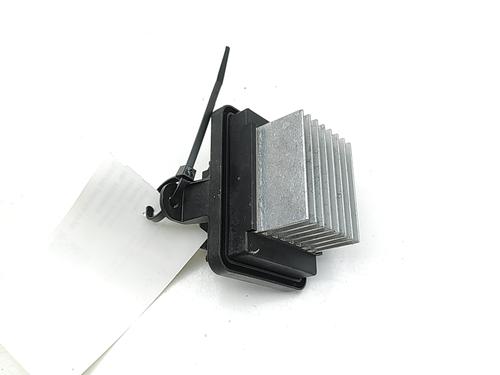 Used Heater resistor PEUGEOT 2008 II (UD_, US_, UY_, UJ_, UR_, UC_) e-2008 (UKZKXZ) (136 hp) 30131286