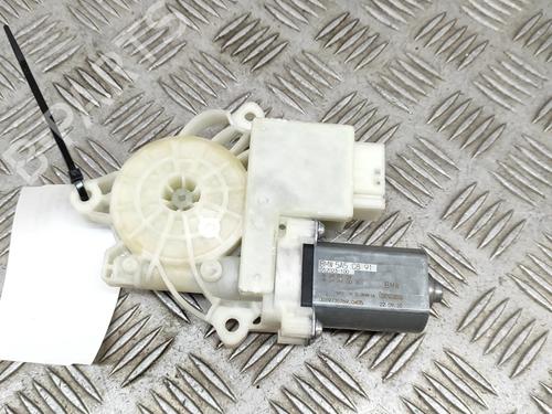 Used Left front window motor BMW 3 Touring (G21, G81) 330 e Plug-in-Hybrid (292 hp) 27772745