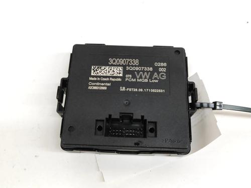 Used Electronic module SKODA SUPERB III Estate (3V5) 2.0 TDI (150 hp) 17548835