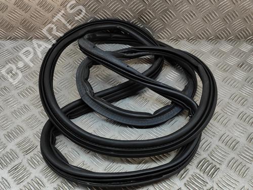 rubber-door-seal-ford-puma-j2k-cf7-2019-27765566 main image