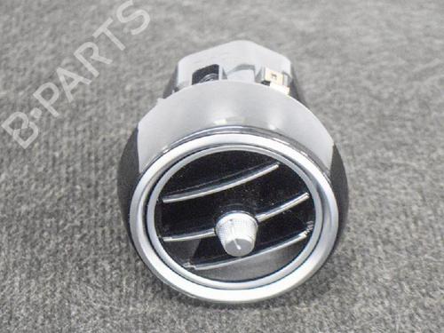 Air vent MERCEDES-BENZ C-CLASS (W205) C 220 d 4-matic (205.005) A2058304604