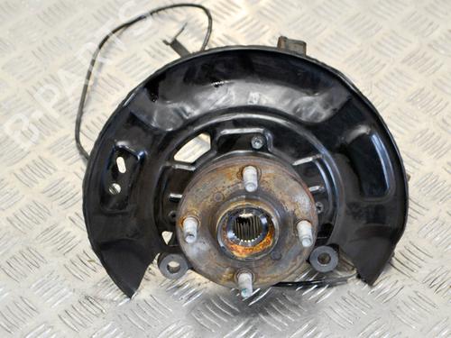 Used Right front steering knuckle TOYOTA YARIS (_P13_) 1.5 Hybrid (NHP130_) (101 hp) 14626990
